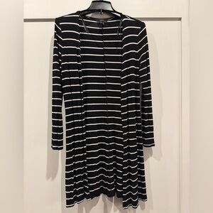 Forever 21 Black and White Striped Long Sleeve Cardigan